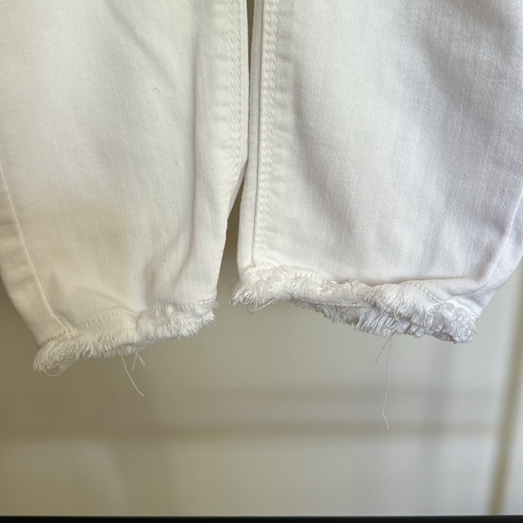 Just USA | Teagan Distressed Scissor Hem Skinny Jean
White - Picture 4 of 8